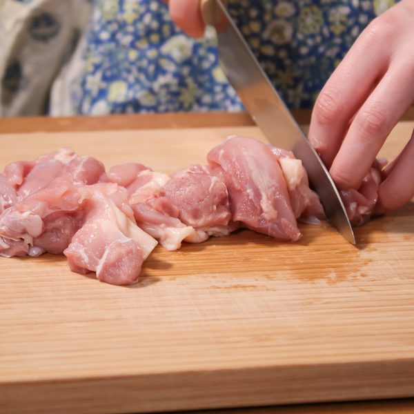 Így készül a japán rántott csirke