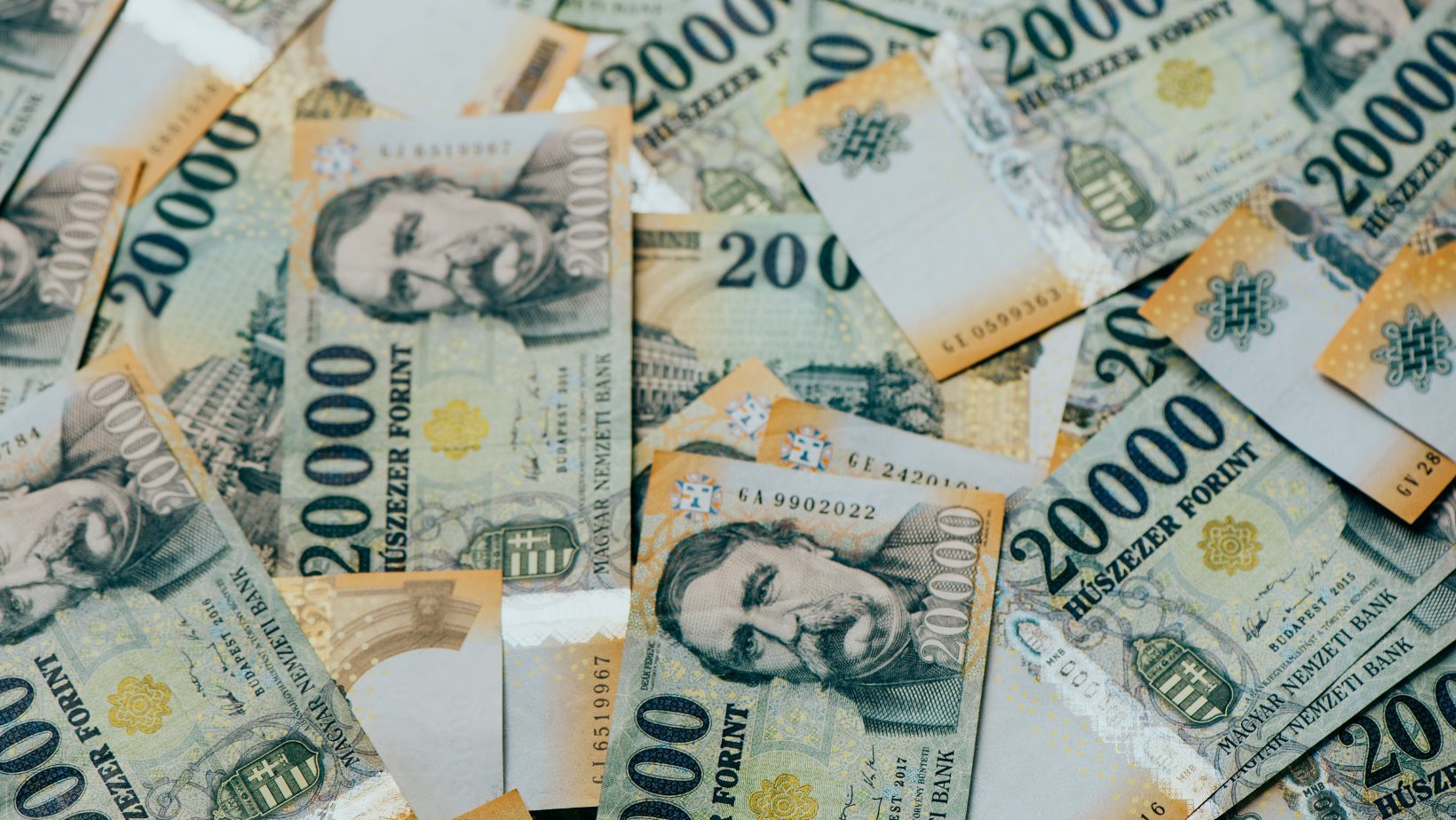 Dollars to clearance hungarian currency